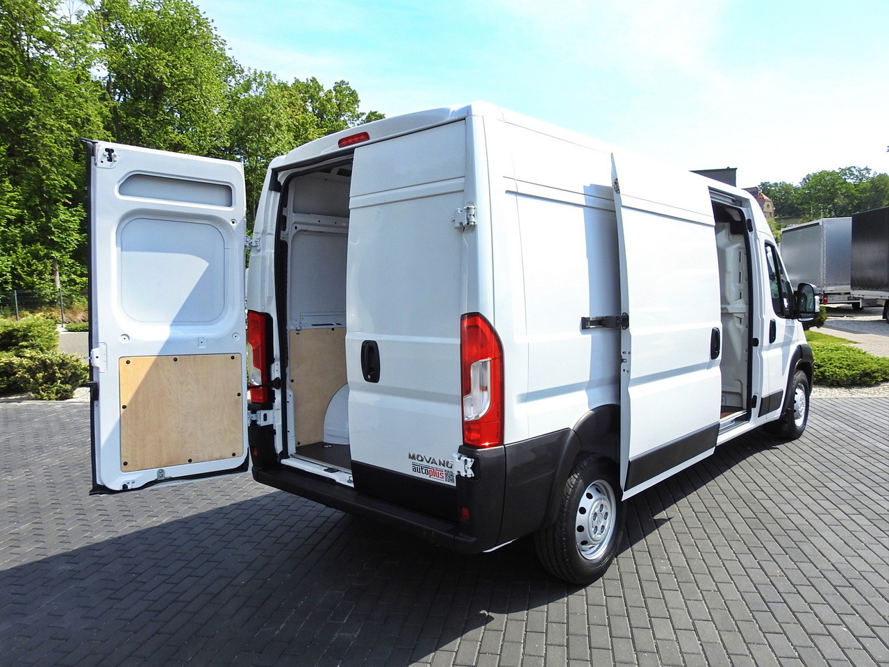 OPEL MOVANO VAN CRUISE CONTROL AIR CONDITIONING 140HP - Товарно комбе: слика 3 OPEL MOVANO VAN CRUISE CONTROL AIR CONDITIONING 140HP - Товарно комбе: слика 3