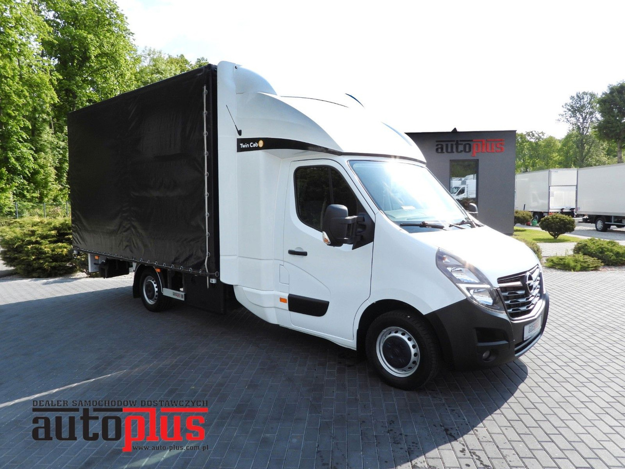 Opel MOVANO PRITSCHE PLANE 10 PALETTEN WEBASTO A/C Opel MOVANO PRITSCHE PLANE 10 PALETTEN WEBASTO A/C - Комбе со церада, Комби со двојна кабина: слика 1 Opel MOVANO PRITSCHE PLANE 10 PALETTEN WEBASTO A/C Opel MOVANO PRITSCHE PLANE 10 PALETTEN WEBASTO A/C - Комбе со церада, Комби со двојна кабина: слика 1