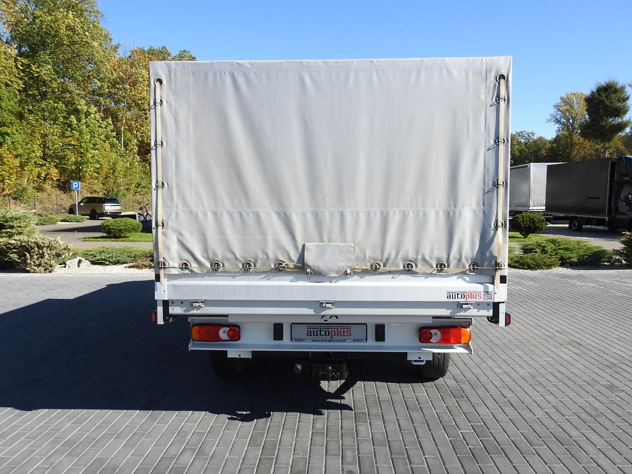 Лизинг на PEUGEOT BOXER STAKE BODY DOUBLE CABIN DOKA 7 SEATS AIR CONDITIONING 140HP PEUGEOT BOXER STAKE BODY DOUBLE CABIN DOKA 7 SEATS AIR CONDITIONING 140HP: слика 10 Лизинг на PEUGEOT BOXER STAKE BODY DOUBLE CABIN DOKA 7 SEATS AIR CONDITIONING 140HP PEUGEOT BOXER STAKE BODY DOUBLE CABIN DOKA 7 SEATS AIR CONDITIONING 140HP: слика 10