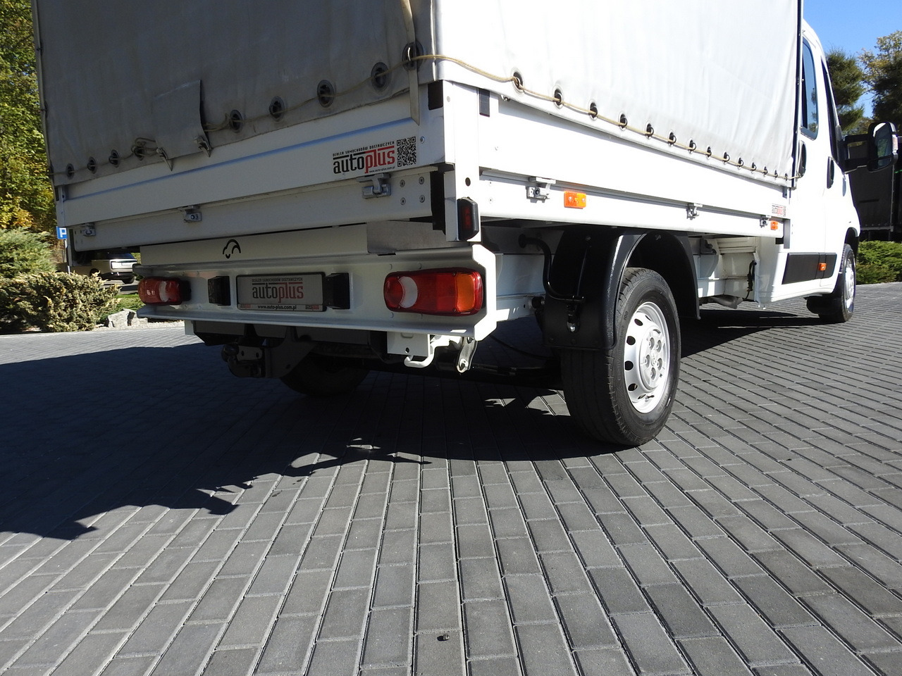 Лизинг на PEUGEOT BOXER STAKE BODY DOUBLE CABIN DOKA 7 SEATS AIR CONDITIONING 140HP PEUGEOT BOXER STAKE BODY DOUBLE CABIN DOKA 7 SEATS AIR CONDITIONING 140HP: слика 23 Лизинг на PEUGEOT BOXER STAKE BODY DOUBLE CABIN DOKA 7 SEATS AIR CONDITIONING 140HP PEUGEOT BOXER STAKE BODY DOUBLE CABIN DOKA 7 SEATS AIR CONDITIONING 140HP: слика 23