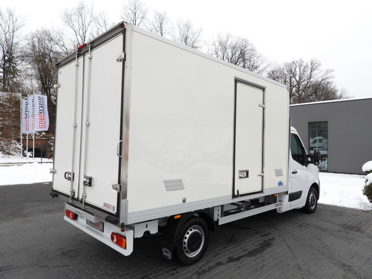 Комбе ладилник RENAULT MASTER REGRIGERATOR BOX 0*C LED LIGHTS AIR CONDITIONING 165HP: слика 14 Комбе ладилник RENAULT MASTER REGRIGERATOR BOX 0*C LED LIGHTS AIR CONDITIONING 165HP: слика 14