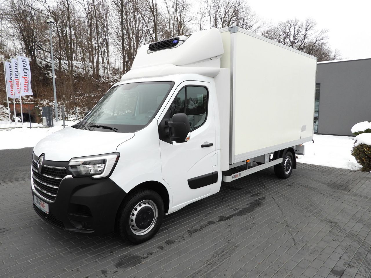 Комбе ладилник RENAULT MASTER REGRIGERATOR BOX 0*C LED LIGHTS AIR CONDITIONING 165HP: слика 6 Комбе ладилник RENAULT MASTER REGRIGERATOR BOX 0*C LED LIGHTS AIR CONDITIONING 165HP: слика 6