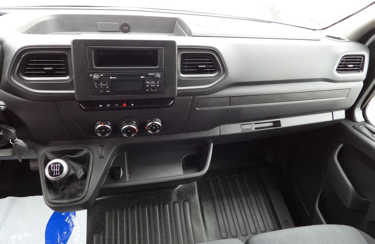 Комбе ладилник RENAULT MASTER REGRIGERATOR BOX 0*C LED LIGHTS AIR CONDITIONING 165HP: слика 31 Комбе ладилник RENAULT MASTER REGRIGERATOR BOX 0*C LED LIGHTS AIR CONDITIONING 165HP: слика 31