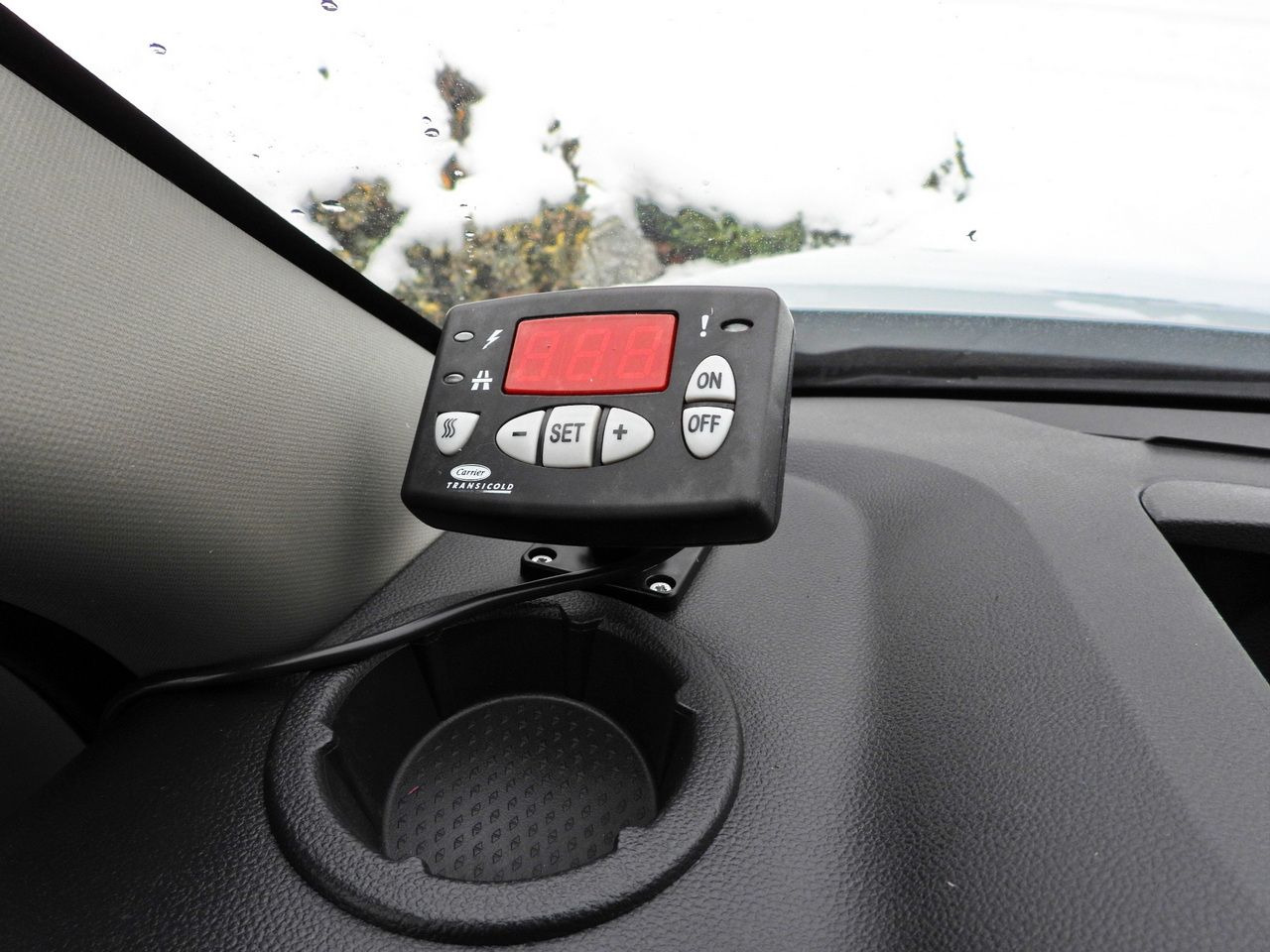 Комбе ладилник RENAULT MASTER REGRIGERATOR BOX 0*C LED LIGHTS AIR CONDITIONING 165HP: слика 28 Комбе ладилник RENAULT MASTER REGRIGERATOR BOX 0*C LED LIGHTS AIR CONDITIONING 165HP: слика 28