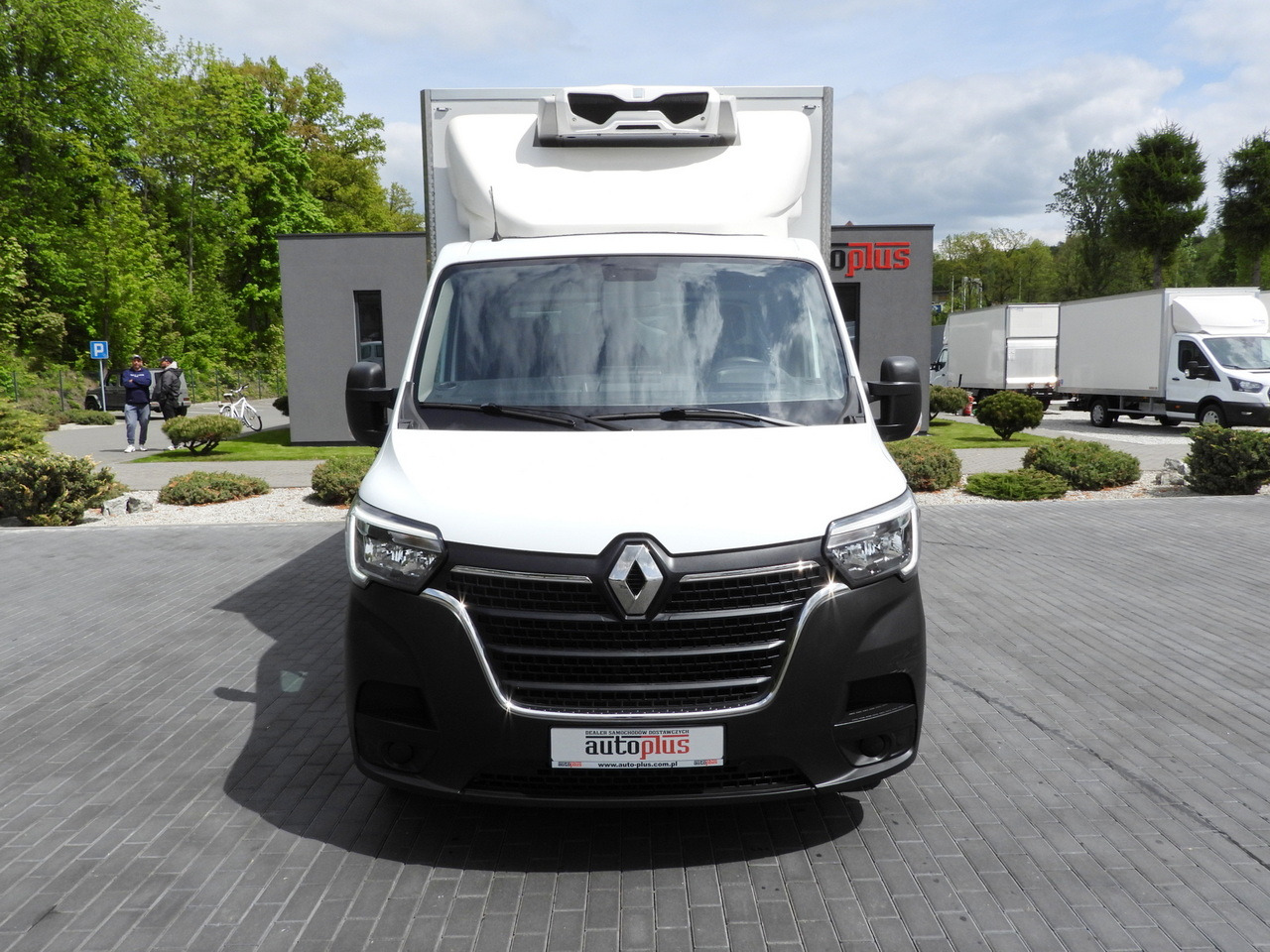 RENAULT MASTER REGRIGERATOR BOX -10*C CRUISE CONTROL LED LIGHTS TWIN WHEELS AIR CONDITIONING 145HP - Комбе ладилник: слика 5 RENAULT MASTER REGRIGERATOR BOX -10*C CRUISE CONTROL LED LIGHTS TWIN WHEELS AIR CONDITIONING 145HP - Комбе ладилник: слика 5