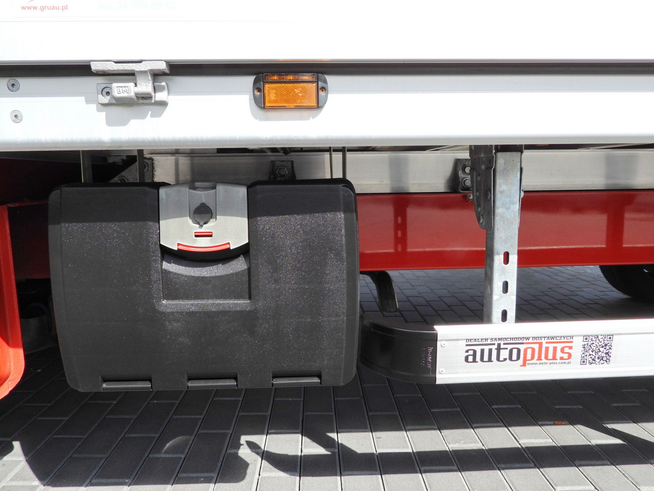 Комбе со церада RENAULT MASTER TARPAULIN 10 PALLETS WEBASTO CRUISE CONTROL LED LIGHTS AIR CONDITIONING 165HP: слика 23 Комбе со церада RENAULT MASTER TARPAULIN 10 PALLETS WEBASTO CRUISE CONTROL LED LIGHTS AIR CONDITIONING 165HP: слика 23