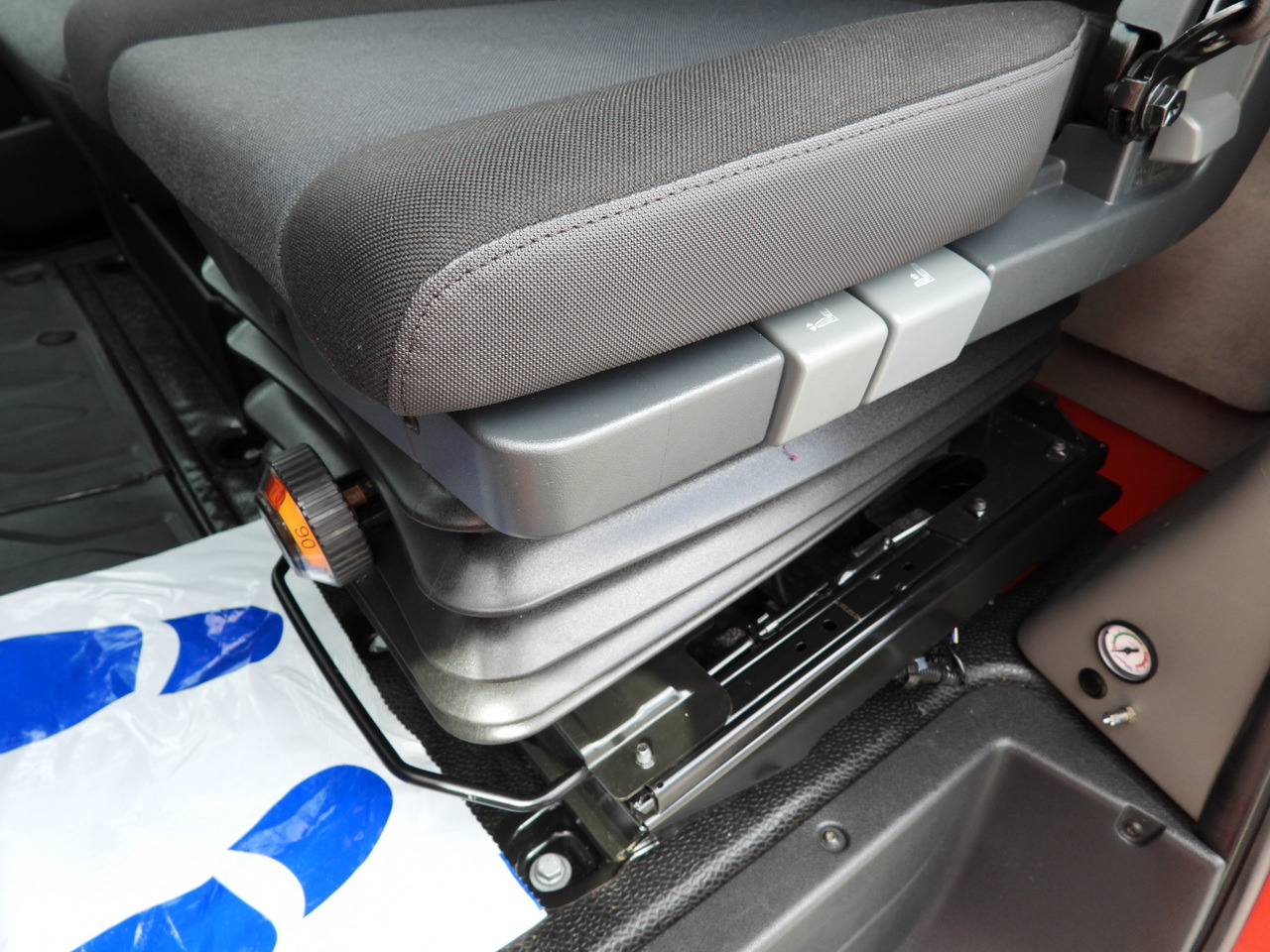 Комбе со церада RENAULT MASTER TARPAULIN 10 PALLETS WEBASTO CRUISE CONTROL LED LIGHTS AIR CONDITIONING 165HP: слика 28 Комбе со церада RENAULT MASTER TARPAULIN 10 PALLETS WEBASTO CRUISE CONTROL LED LIGHTS AIR CONDITIONING 165HP: слика 28