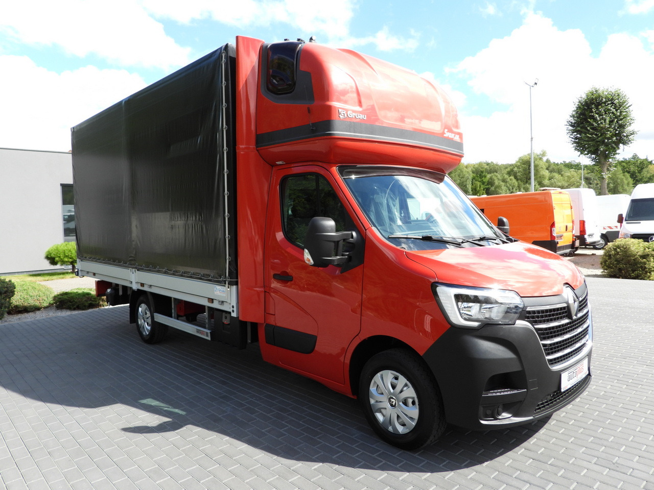 RENAULT MASTER TARPAULIN 10 PALLETS WEBASTO CRUISE CONTROL LED LIGHTS AIR CONDITIONING 165HP - Комбе со церада: слика 4 RENAULT MASTER TARPAULIN 10 PALLETS WEBASTO CRUISE CONTROL LED LIGHTS AIR CONDITIONING 165HP - Комбе со церада: слика 4