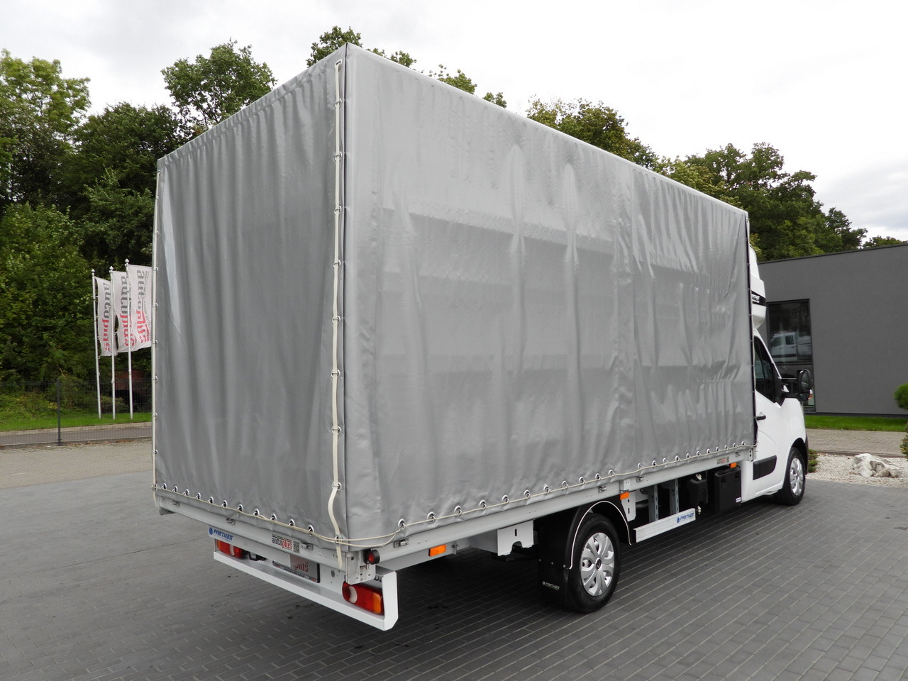 Комбе со церада RENAULT MASTER TARPAULIN 10 PALLETS WEBASTO CRUISE CONTROL LED LIGHTS PNEUMATICS AIR CONDITIONING  165HP: слика 13