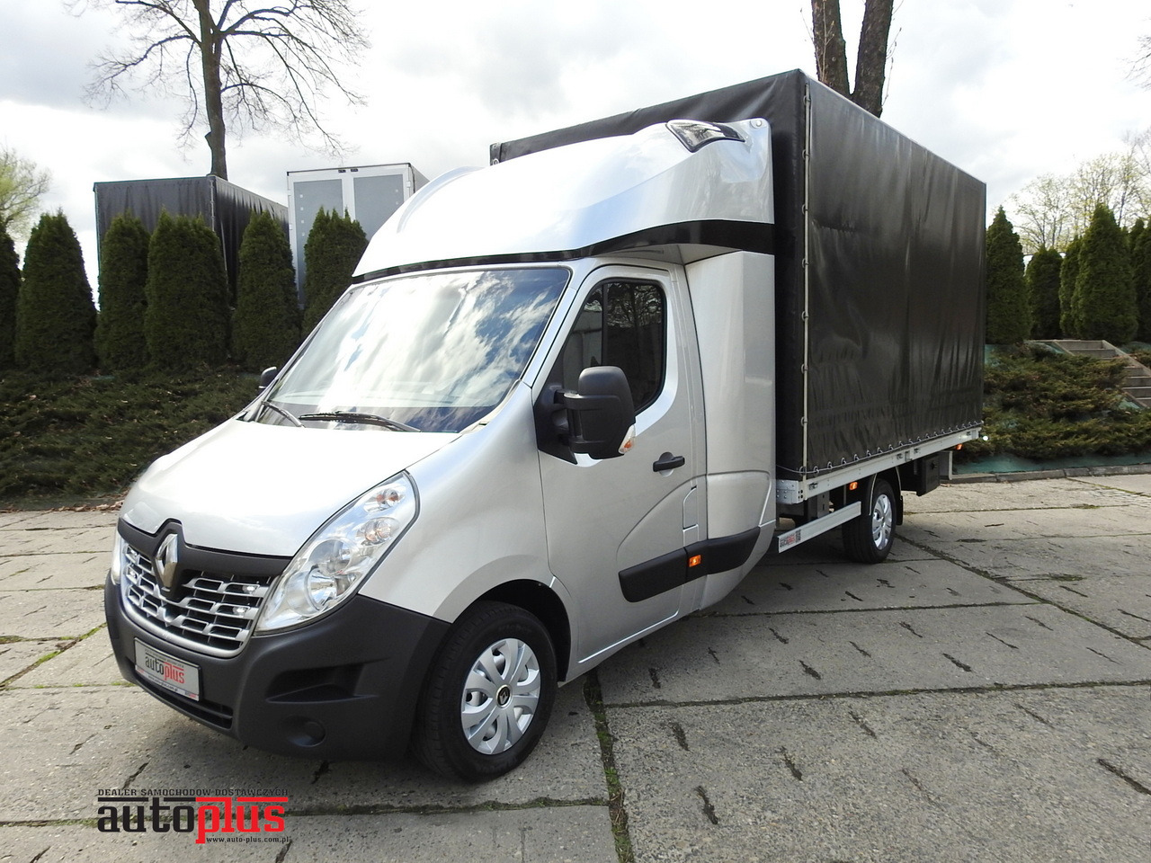 RENAULT MASTER TARPAULIN 8 PALLETS WEBASTO CRUISE CONTROL NAVIGATION AIR CONDITIONING PNEUMATICS 170HP - Комбе со церада: слика 1 RENAULT MASTER TARPAULIN 8 PALLETS WEBASTO CRUISE CONTROL NAVIGATION AIR CONDITIONING PNEUMATICS 170HP - Комбе со церада: слика 1