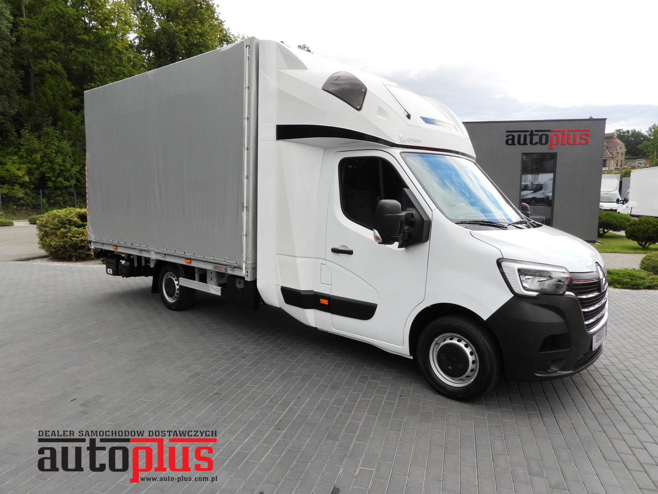 RENAULT MASTER TARPAULIN LIFT 10 PALLETS WEBASTO CRUISE CONTROL LED LIGHTS AIR CONDITIONING 165HP - Комбе со церада: слика 1 RENAULT MASTER TARPAULIN LIFT 10 PALLETS WEBASTO CRUISE CONTROL LED LIGHTS AIR CONDITIONING 165HP - Комбе со церада: слика 1