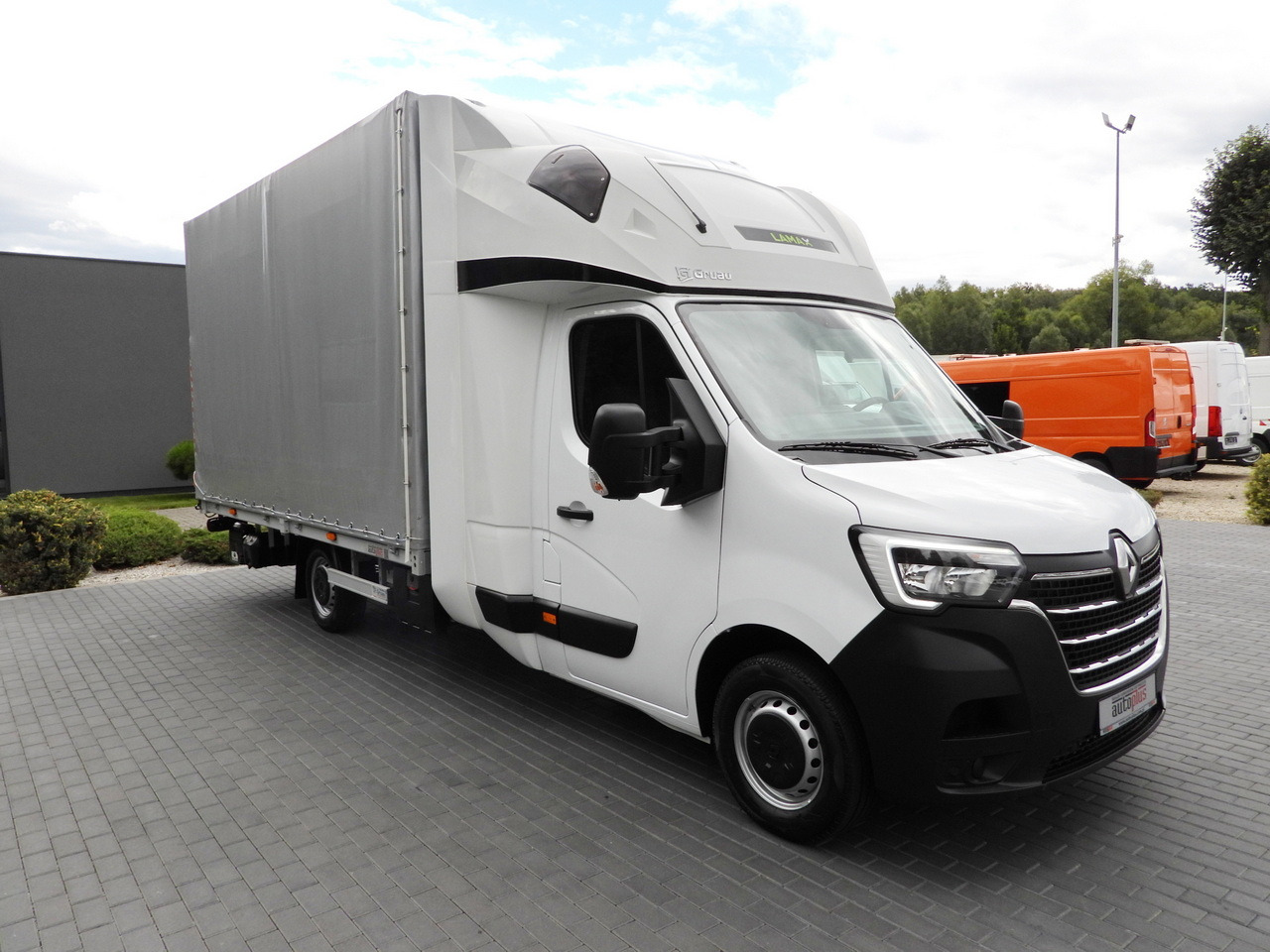 RENAULT MASTER TARPAULIN LIFT 10 PALLETS WEBASTO CRUISE CONTROL LED LIGHTS AIR CONDITIONING 165HP - Комбе со церада: слика 4 RENAULT MASTER TARPAULIN LIFT 10 PALLETS WEBASTO CRUISE CONTROL LED LIGHTS AIR CONDITIONING 165HP - Комбе со церада: слика 4