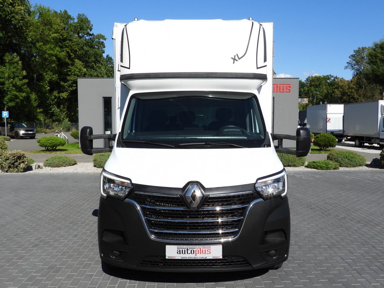 RENAULT MASTER TARPAULIN LIFT 10 PALLETS WEBASTO CRUISE CONTROL LED LIGHTS PNEUMATICS AIR CONDITIONING 165HP - Комбе со церада: слика 5 RENAULT MASTER TARPAULIN LIFT 10 PALLETS WEBASTO CRUISE CONTROL LED LIGHTS PNEUMATICS AIR CONDITIONING 165HP - Комбе со церада: слика 5