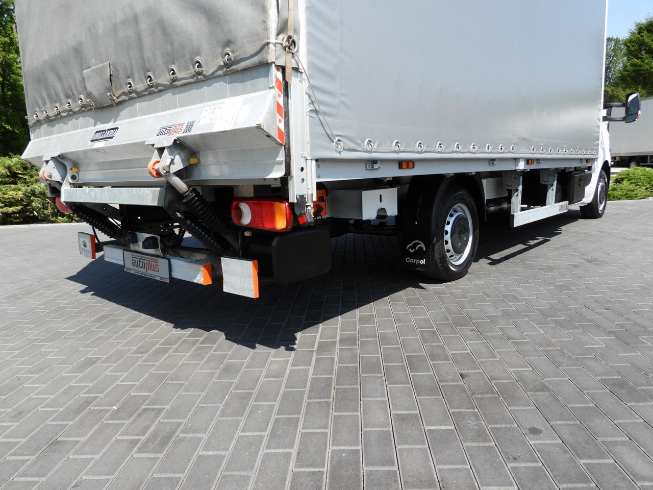 Комбе со церада RENAULT MASTER TARPAULIN LIFT 10 PALLETS WEBASTO CRUISE CONTROL LED LIGHTS PNEUMATICS AIR CONDITIONING 165HP: слика 25 Комбе со церада RENAULT MASTER TARPAULIN LIFT 10 PALLETS WEBASTO CRUISE CONTROL LED LIGHTS PNEUMATICS AIR CONDITIONING 165HP: слика 25