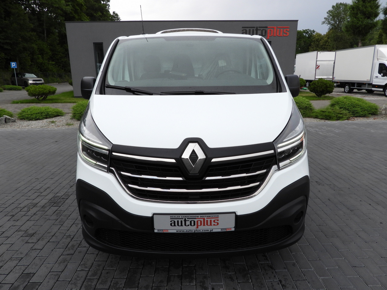 RENAULT TRAFIC REFRIGERATOR VAN -5*C POWER SUPPLY 230V CRUISE CONTROL LED LIGHTS AIR CONDITIONING 120HP - Комбе ладилник: слика 5 RENAULT TRAFIC REFRIGERATOR VAN -5*C POWER SUPPLY 230V CRUISE CONTROL LED LIGHTS AIR CONDITIONING 120HP - Комбе ладилник: слика 5