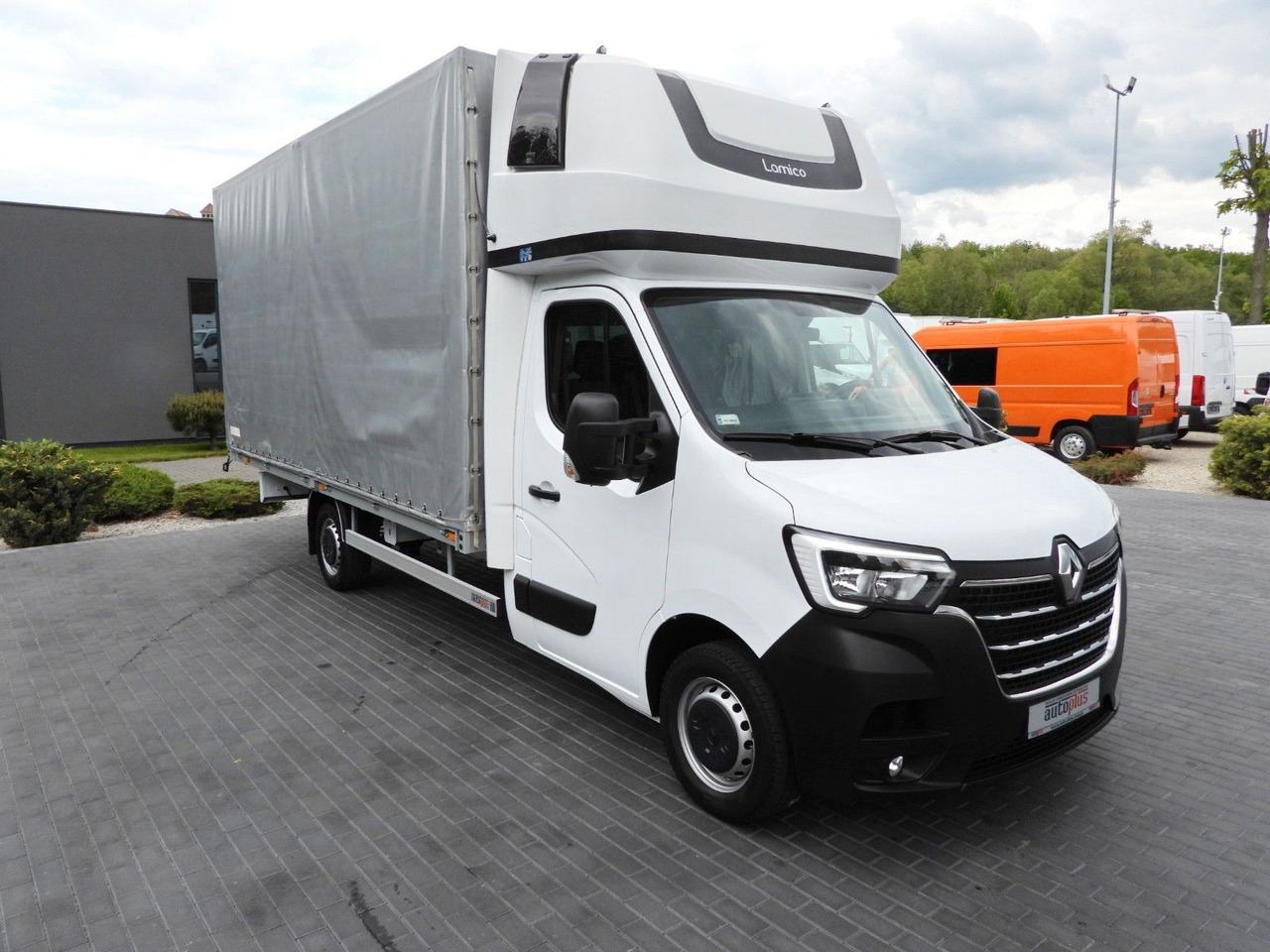 Renault MASTER PRITSCHE PLANE 10 PALETTEN TEMPOMAT A/C - Комбе со церада: слика 4 Renault MASTER PRITSCHE PLANE 10 PALETTEN TEMPOMAT A/C - Комбе со церада: слика 4
