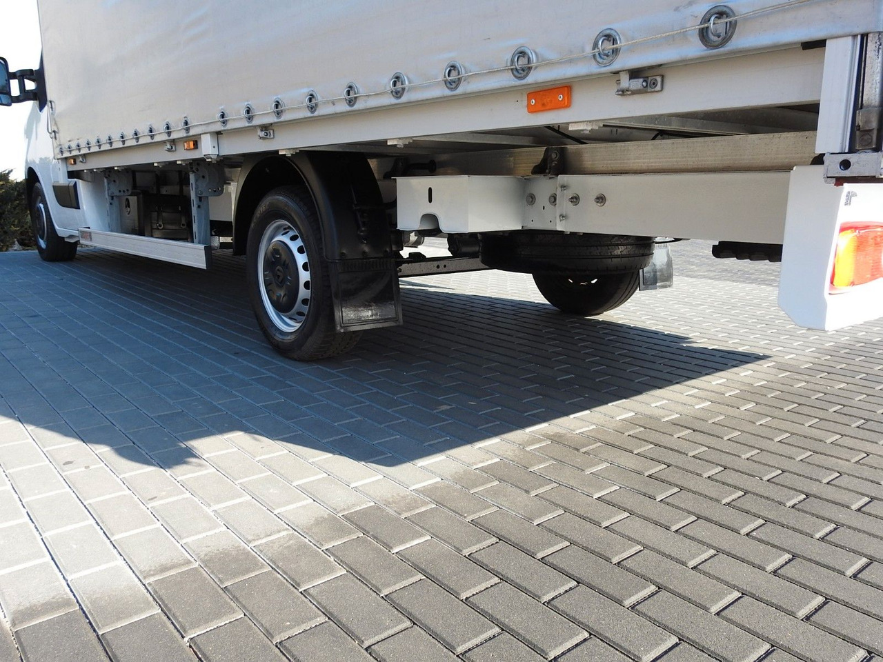 Нов Комбе со церада Renault MASTER  PRITSCHE PLANE 10 PALETTEN WEBASTO: слика 14