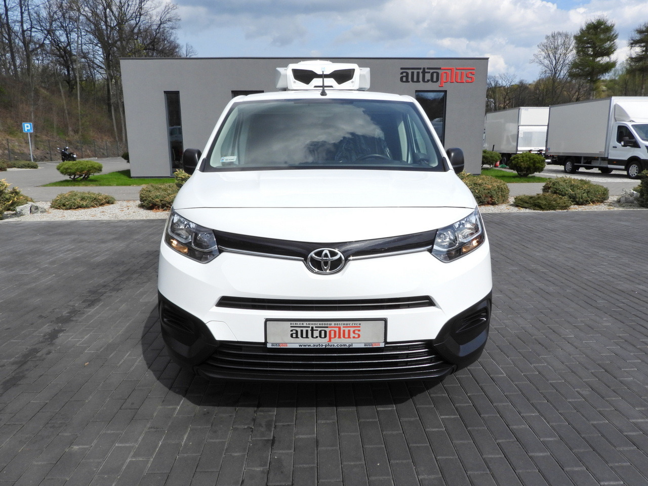 TOYOTA PROACE CITY  REFRIGERATOR VAN -15*C POWER SUPPLY 230V CRUISE CONTROL AIR CONDITIONING  100HP - Комбе ладилник: слика 5 TOYOTA PROACE CITY  REFRIGERATOR VAN -15*C POWER SUPPLY 230V CRUISE CONTROL AIR CONDITIONING  100HP - Комбе ладилник: слика 5
