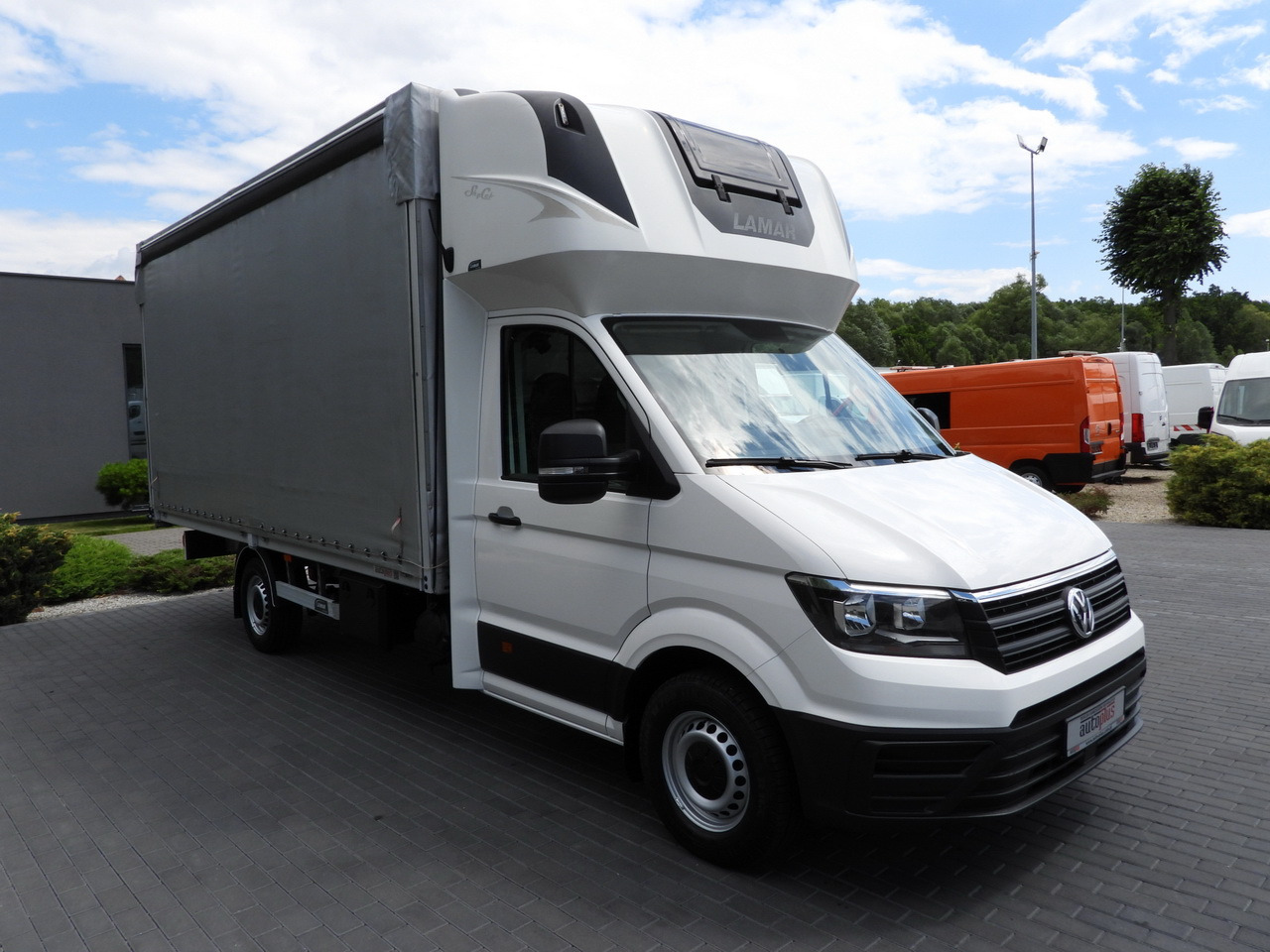 VOLKSWAGEN CRAFTER TARPAULIN 10 PALLETS WEBASTO CRUISE CONTROL AIR CONDITIONING 180HP - Комбе со церада: слика 4 VOLKSWAGEN CRAFTER TARPAULIN 10 PALLETS WEBASTO CRUISE CONTROL AIR CONDITIONING 180HP - Комбе со церада: слика 4