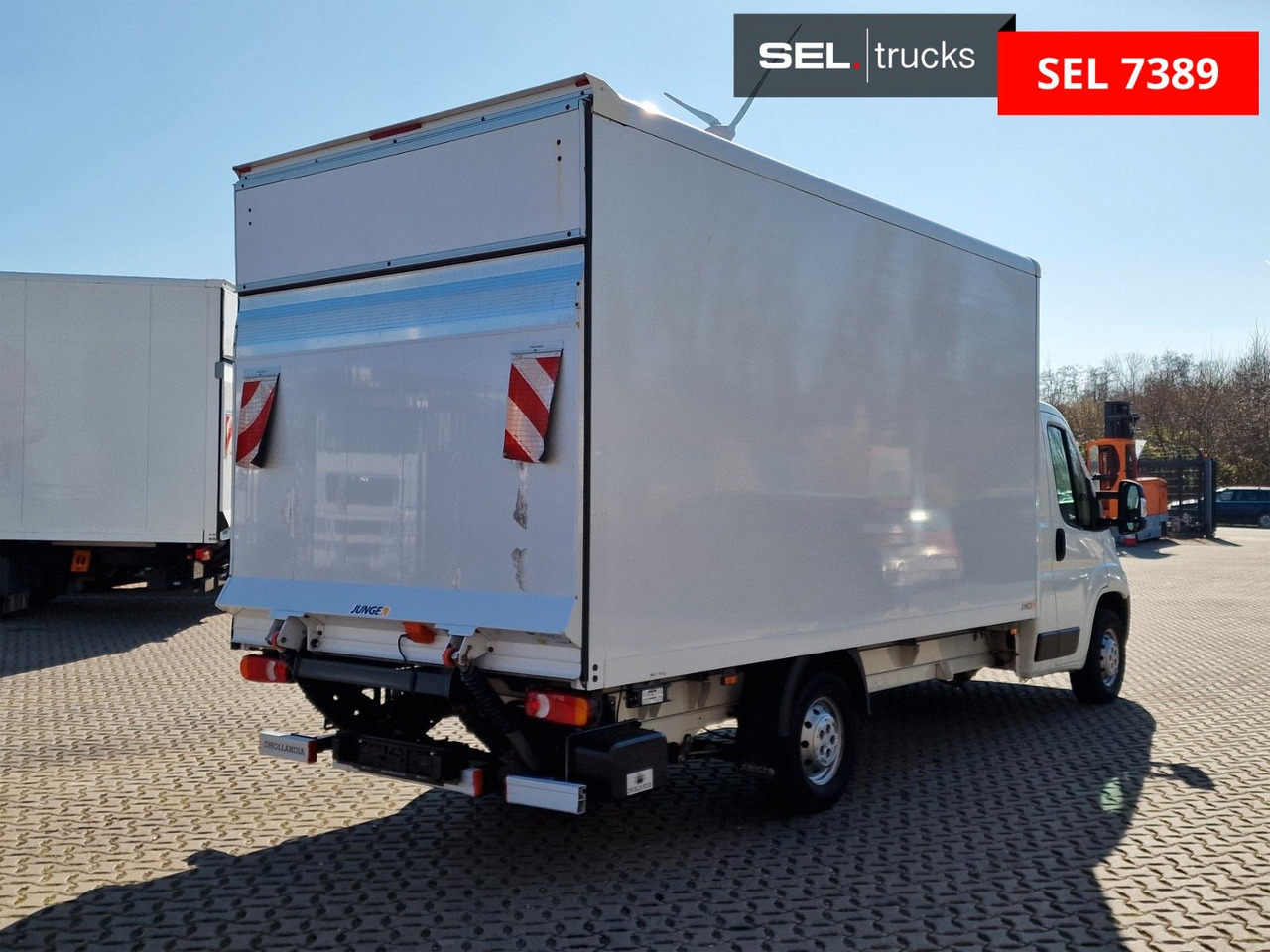 Citroën Jumper / Ladebordwand / 3 Sitzen / Klimaanlage - Комбе фургон: слика 5 Citroën Jumper / Ladebordwand / 3 Sitzen / Klimaanlage - Комбе фургон: слика 5