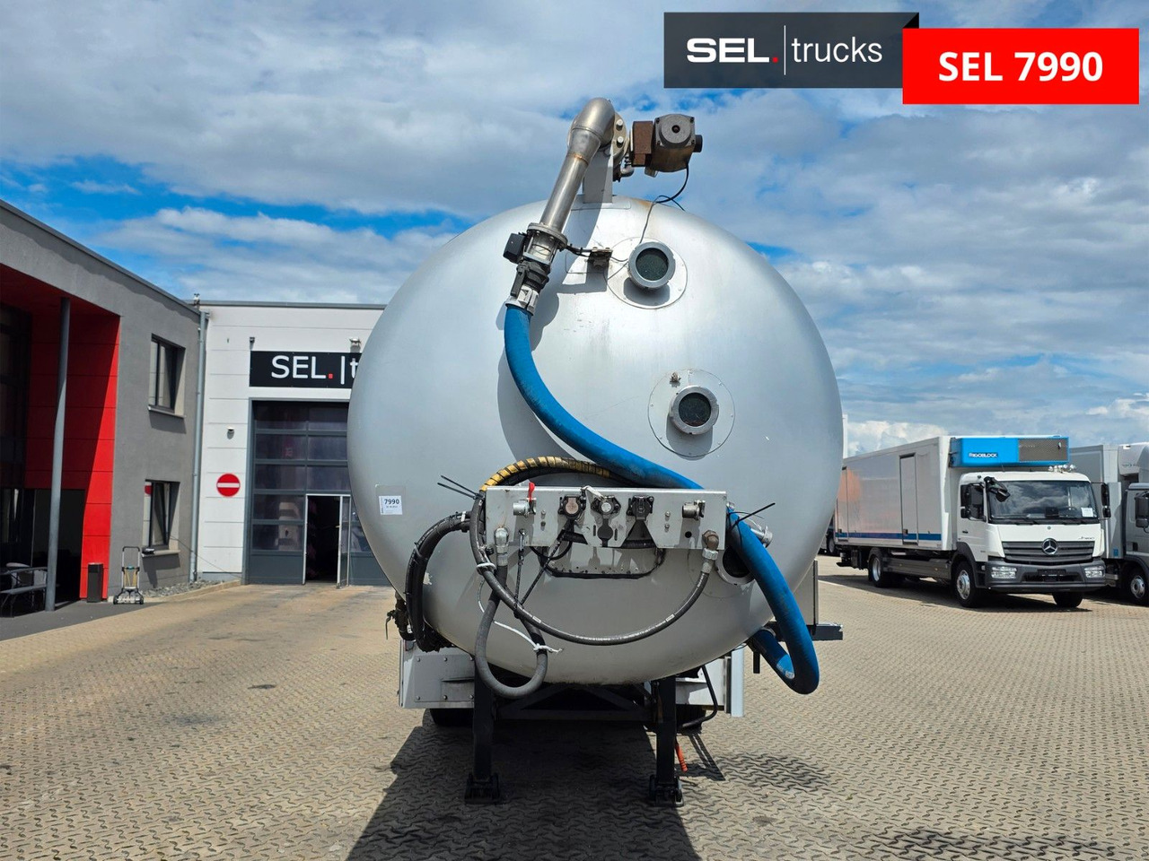 Eurotank STN27 - Полуприколка цистерна: слика 2 Eurotank STN27 - Полуприколка цистерна: слика 2