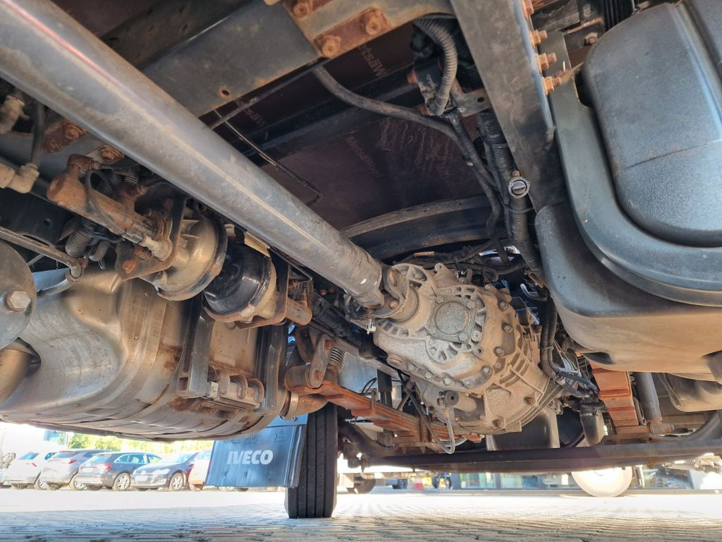 Камион сандучар Iveco Eurocargo 75E16 / Ladebordwand Iveco Eurocargo 75E16 / Ladebordwand / wenig KM: слика 13 Камион сандучар Iveco Eurocargo 75E16 / Ladebordwand Iveco Eurocargo 75E16 / Ladebordwand / wenig KM: слика 13