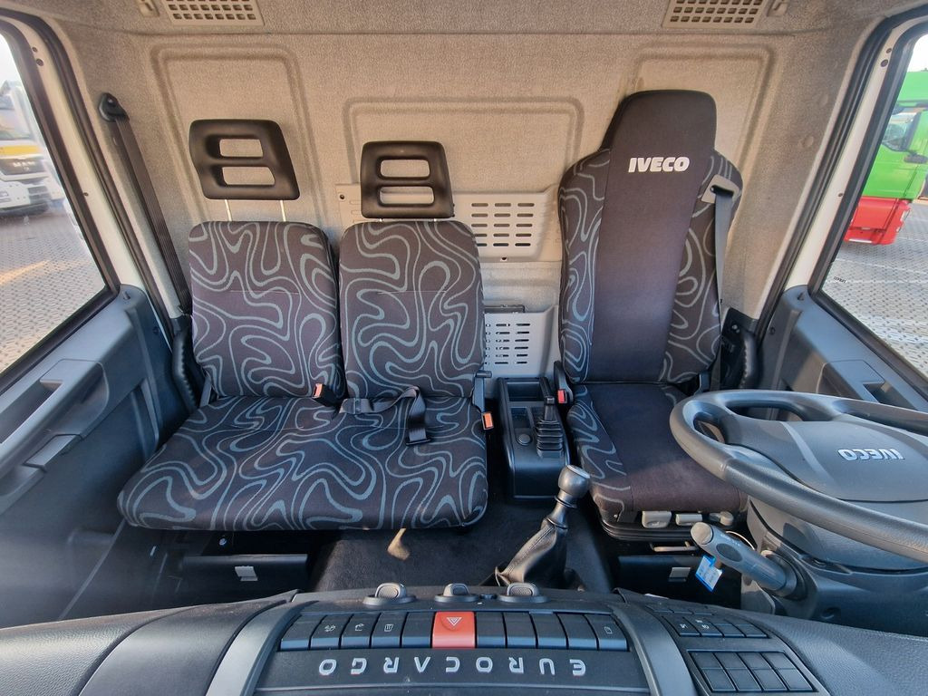 Камион сандучар Iveco Eurocargo 75E16 / Ladebordwand Iveco Eurocargo 75E16 / Ladebordwand / wenig KM: слика 21 Камион сандучар Iveco Eurocargo 75E16 / Ladebordwand Iveco Eurocargo 75E16 / Ladebordwand / wenig KM: слика 21