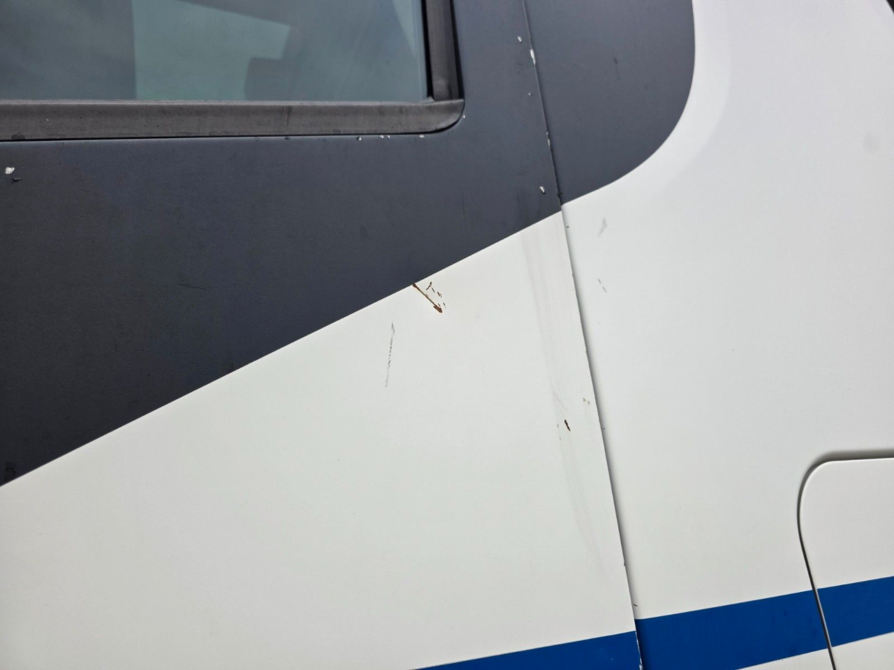 Камион за пијалоци Iveco Stralis 460 / Ldbw / Lenkachse / Liftachse: слика 50 Камион за пијалоци Iveco Stralis 460 / Ldbw / Lenkachse / Liftachse: слика 50