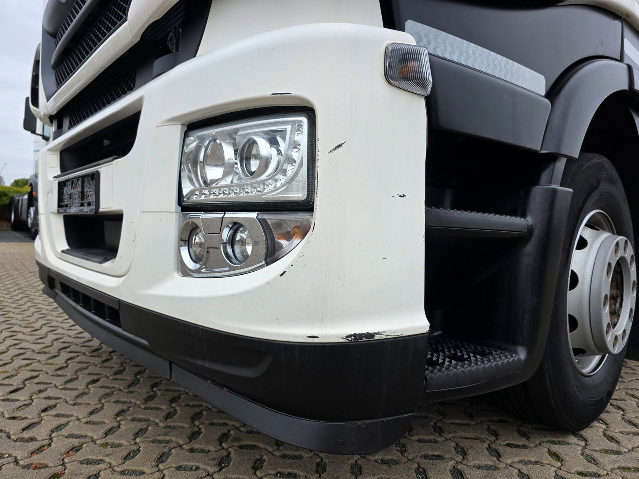 Камион за пијалоци Iveco Stralis 460 / Ldbw / Lenkachse / Liftachse: слика 47 Камион за пијалоци Iveco Stralis 460 / Ldbw / Lenkachse / Liftachse: слика 47