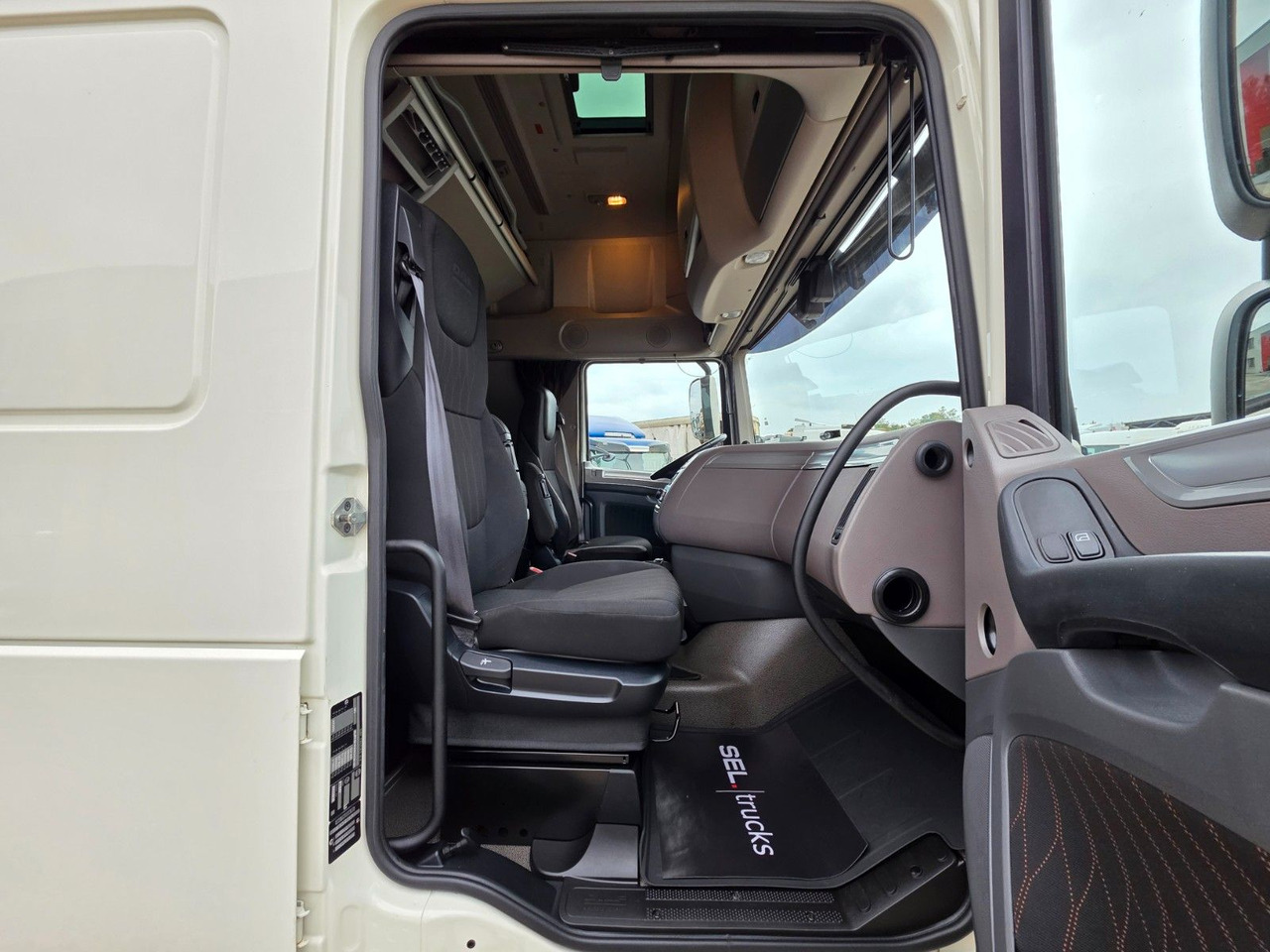 Камион влекач DAF XF 530 FTS / ZF Intarder / 6D: слика 14