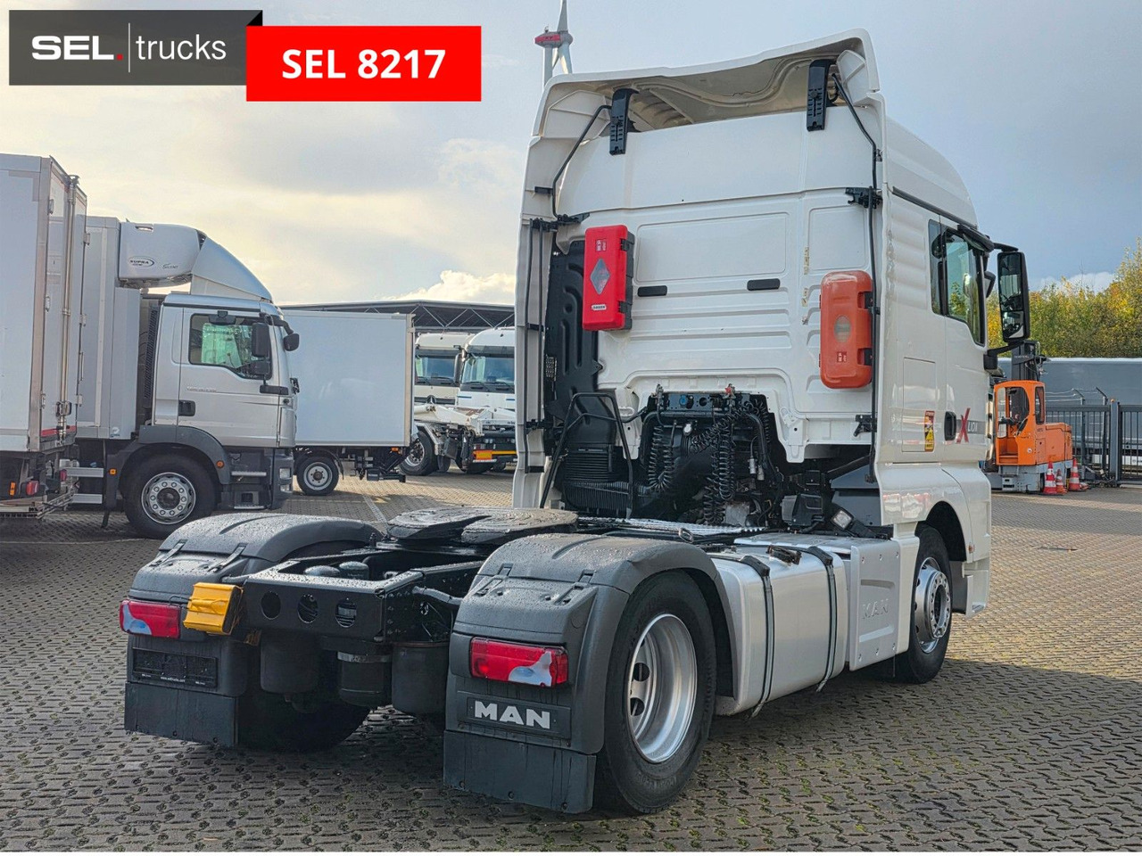 MAN TGX 18.460 4X2 BLS / Retarder / 2 Tanks - Камион влекач: слика 5 MAN TGX 18.460 4X2 BLS / Retarder / 2 Tanks - Камион влекач: слика 5