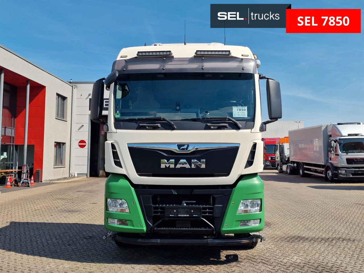 MAN TGX 18.460 4X2 BLS / Retarder / Kompressor - Камион влекач: слика 2 MAN TGX 18.460 4X2 BLS / Retarder / Kompressor - Камион влекач: слика 2