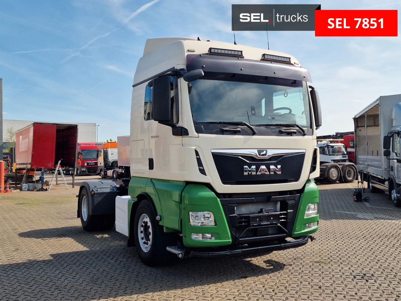 MAN TGX 18.460 4X2 BLS / Retarder / PTO / Standklima - Камион влекач: слика 3 MAN TGX 18.460 4X2 BLS / Retarder / PTO / Standklima - Камион влекач: слика 3