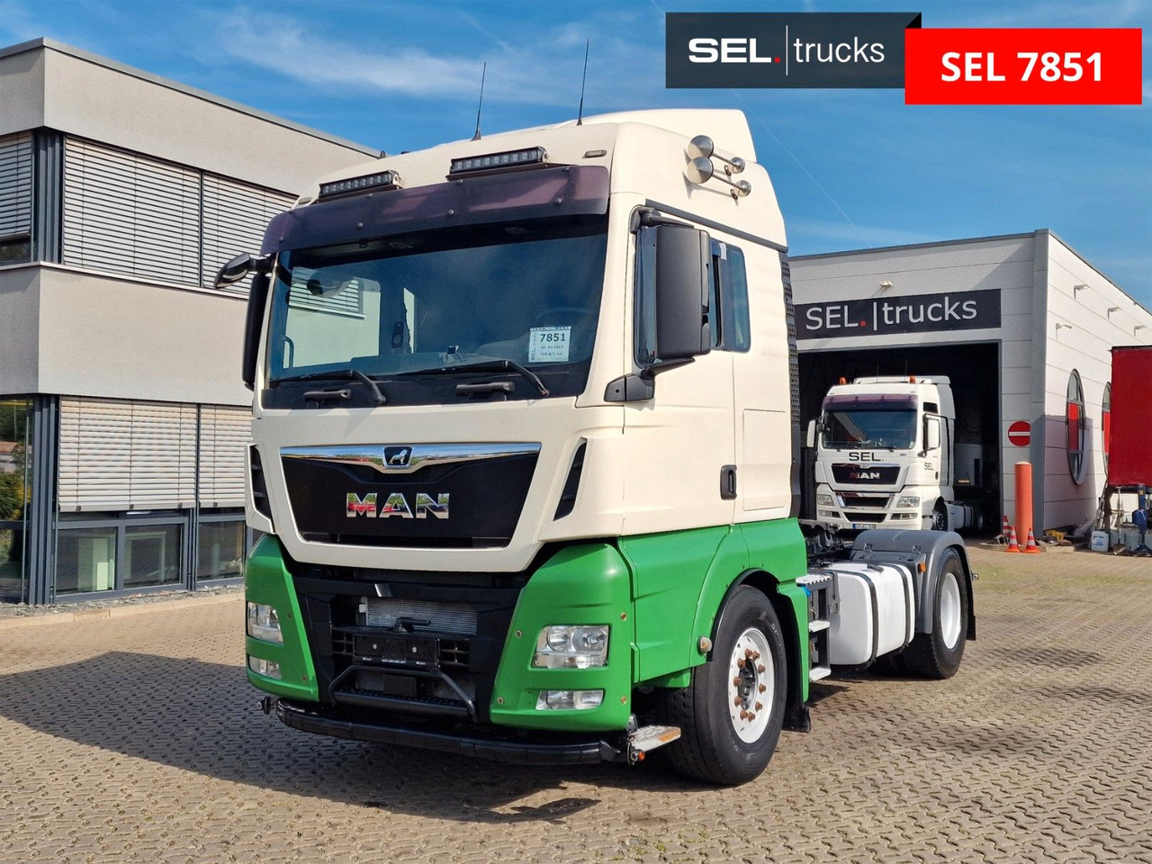 MAN TGX 18.460 4X2 BLS / Retarder / PTO / Standklima - Камион влекач: слика 1 MAN TGX 18.460 4X2 BLS / Retarder / PTO / Standklima - Камион влекач: слика 1