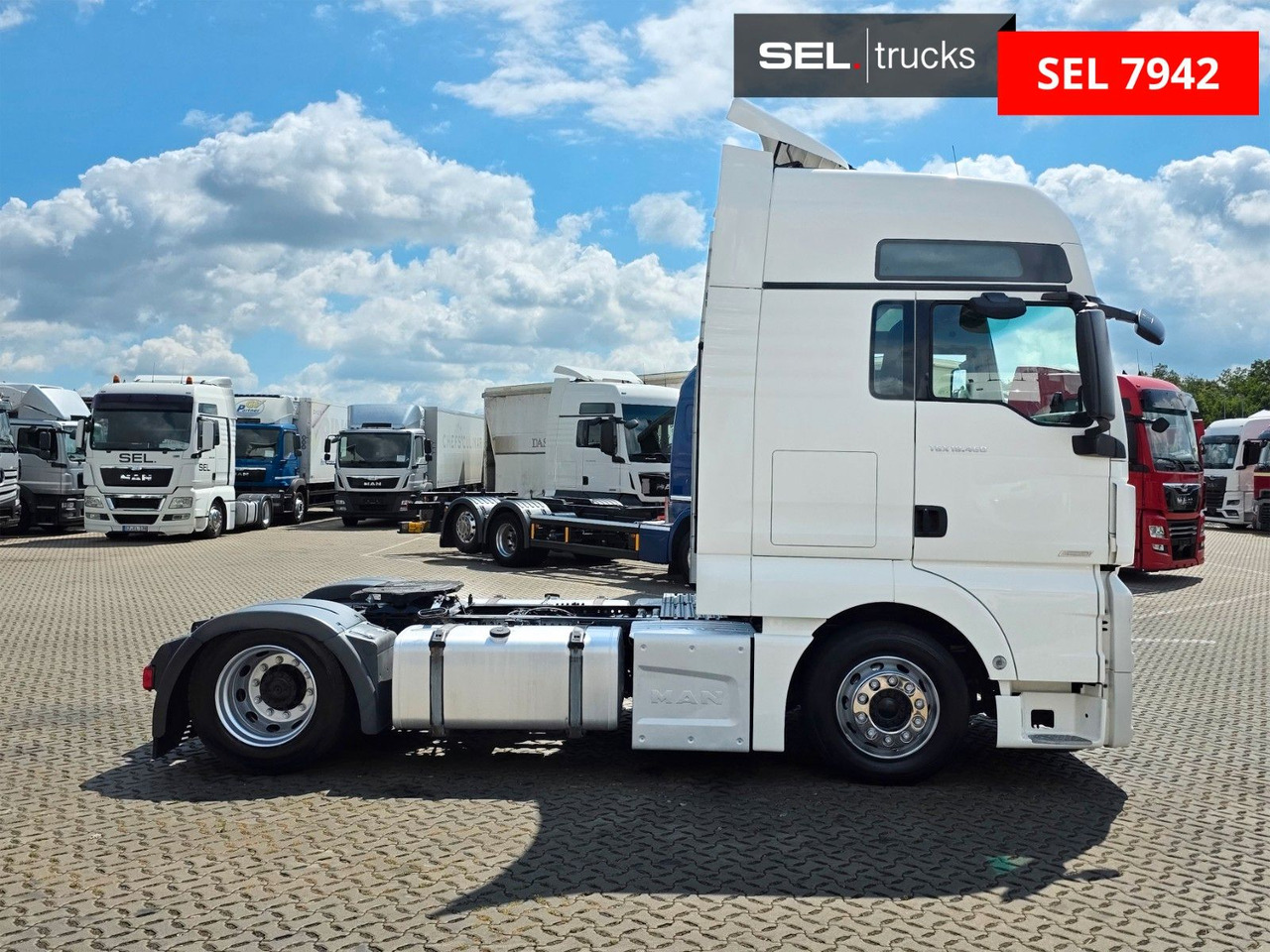 MAN TGX 18.460 4X2 LLS-U /Retarder /2 Tanks /ADR AT - Камион влекач: слика 4 MAN TGX 18.460 4X2 LLS-U /Retarder /2 Tanks /ADR AT - Камион влекач: слика 4