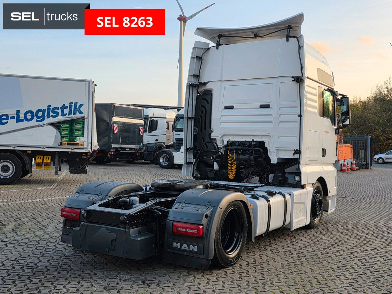 MAN TGX 18.500 4X2 LLS-U / 2 Tanks / Xenon - Камион влекач: слика 5 MAN TGX 18.500 4X2 LLS-U / 2 Tanks / Xenon - Камион влекач: слика 5