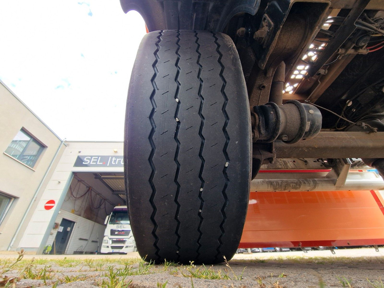 Приколка платформа Krone AZ / Baustoff / 40 mm: слика 30