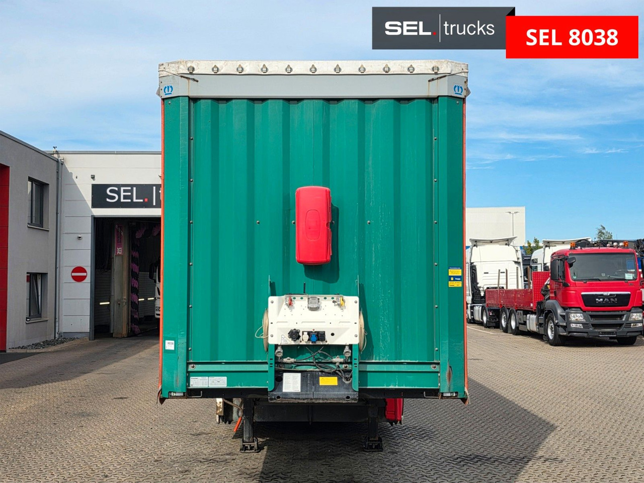 Krone SD / Palettenkasten / Liftachse - Полуприколка со церада: слика 2 Krone SD / Palettenkasten / Liftachse - Полуприколка со церада: слика 2