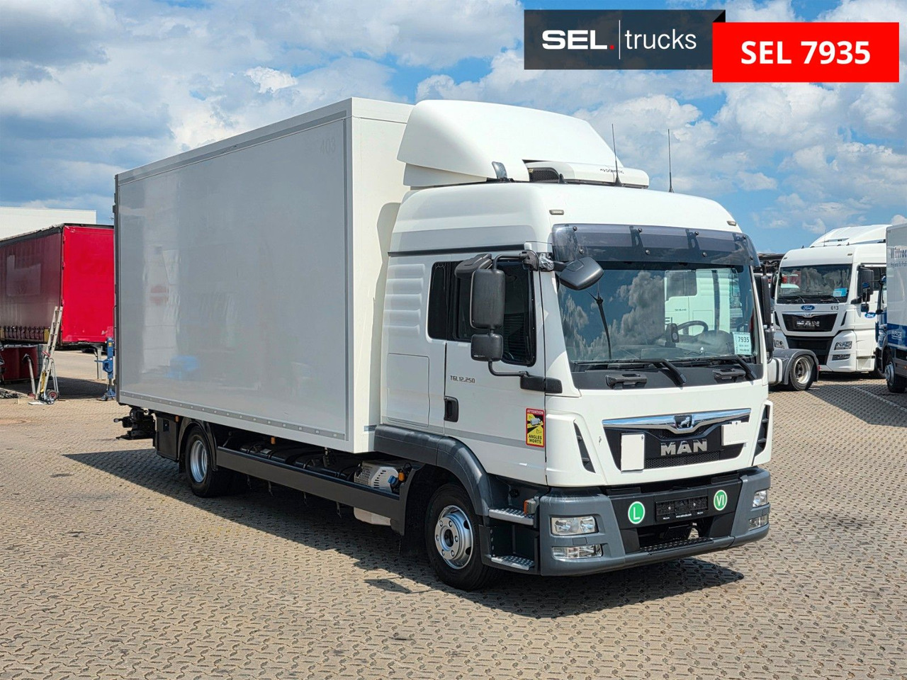 MAN TGL 12.250 4X2 BL / Standklima / Ldbw / Konvekta - Камион сандучар: слика 4 MAN TGL 12.250 4X2 BL / Standklima / Ldbw / Konvekta - Камион сандучар: слика 4