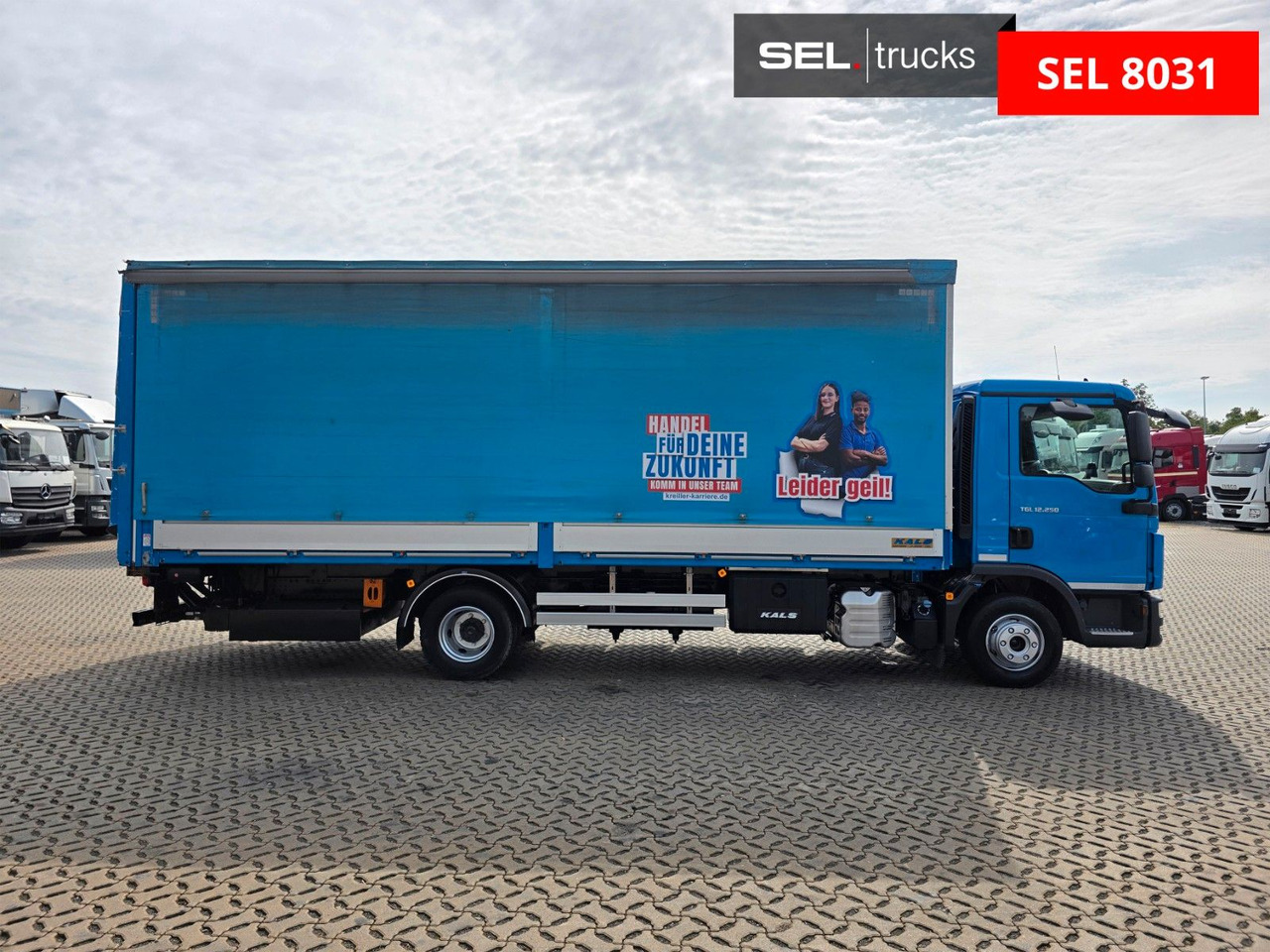 MAN TGL 12.250 4x2 BL / Ladebordwand / Aluklappen - Камион со церада: слика 4 MAN TGL 12.250 4x2 BL / Ladebordwand / Aluklappen - Камион со церада: слика 4