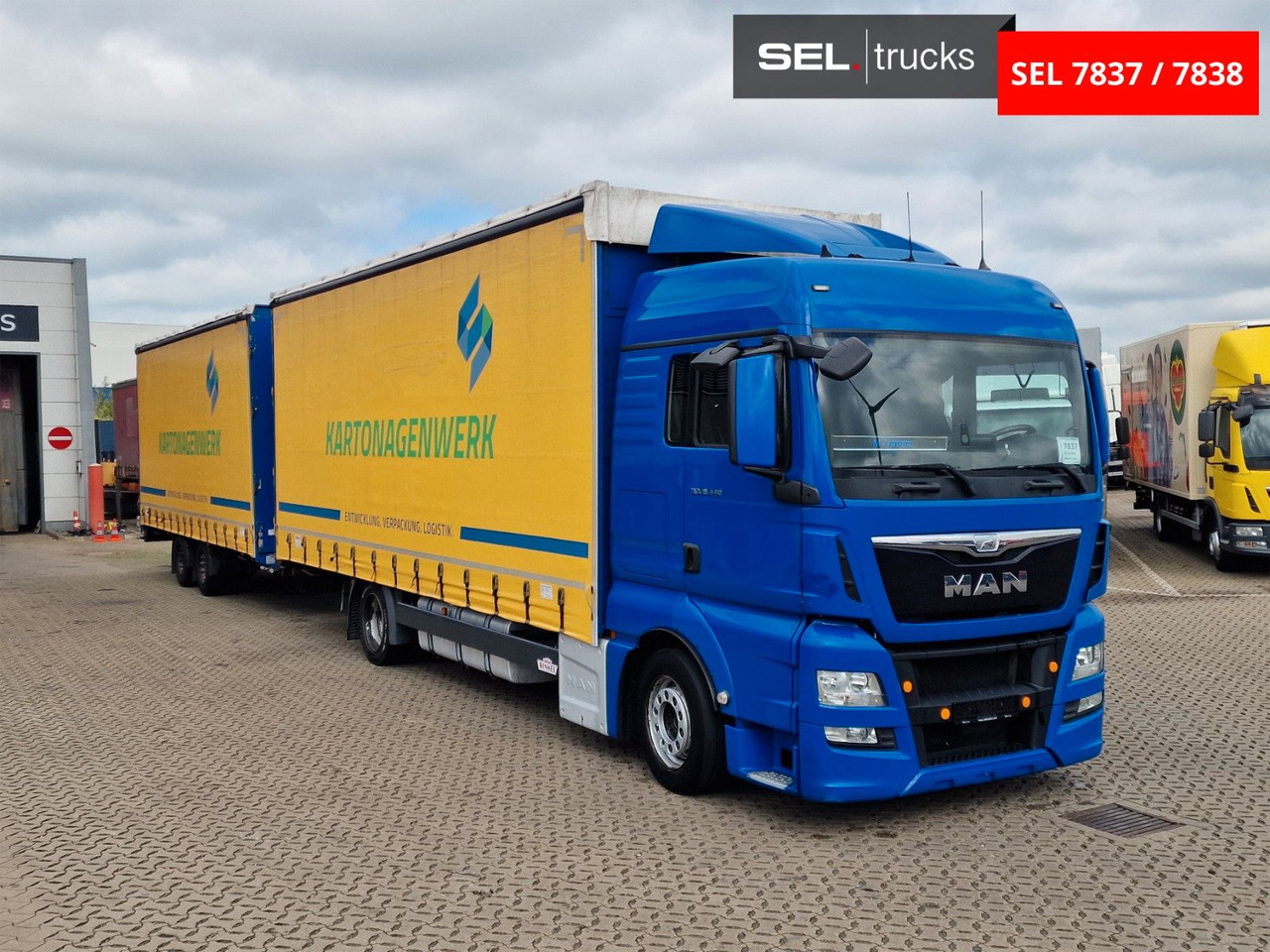 MAN TGX 18.440 4X2 LL-U/ Intarder /Hubdach/Durchlade - Камион со церада: слика 3 MAN TGX 18.440 4X2 LL-U/ Intarder /Hubdach/Durchlade - Камион со церада: слика 3