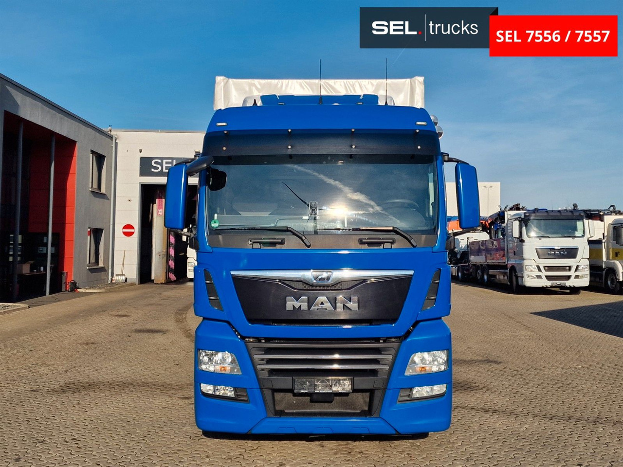 MAN TGX 18.500 4X2 LL-U /Intarder /Standklima /Xenon - Камион со церада: слика 2 MAN TGX 18.500 4X2 LL-U /Intarder /Standklima /Xenon - Камион со церада: слика 2