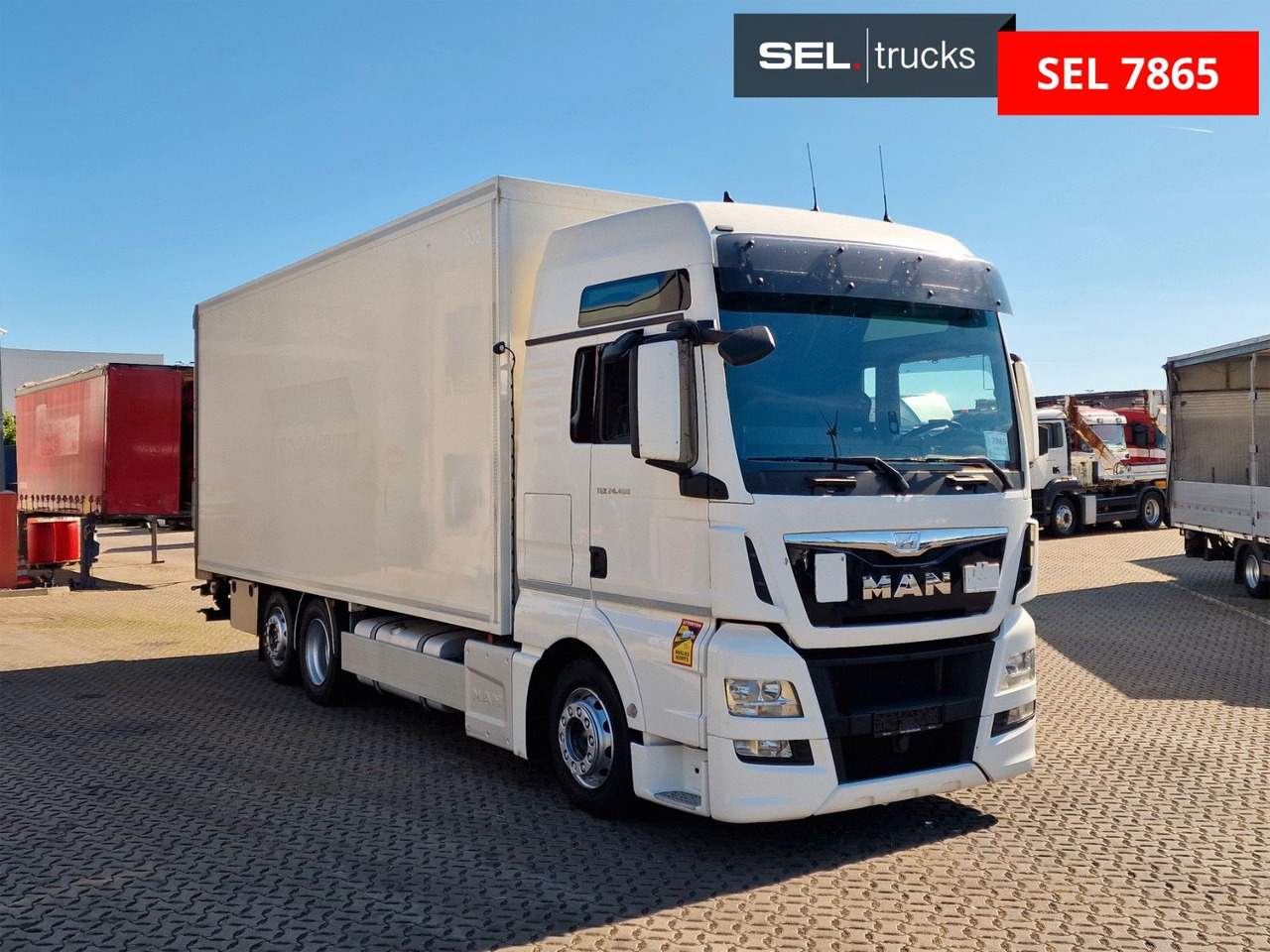 MAN TGX 24.400 6X2-2 LL-U / Intarder / Ldbw / Konvek - Камион сандучар: слика 3 MAN TGX 24.400 6X2-2 LL-U / Intarder / Ldbw / Konvek - Камион сандучар: слика 3