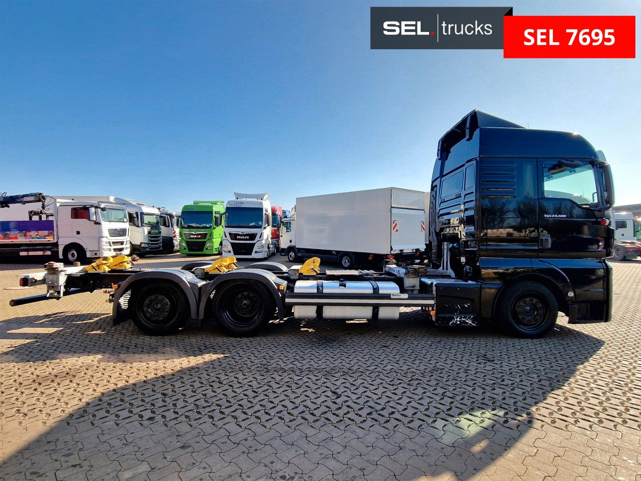 MAN TGX 24.500 6X2-2 LL-U / Intarder / Xeno / LOW KM - Транспортер на контејнер/ Камион со променливо тело: слика 4 MAN TGX 24.500 6X2-2 LL-U / Intarder / Xeno / LOW KM - Транспортер на контејнер/ Камион со променливо тело: слика 4