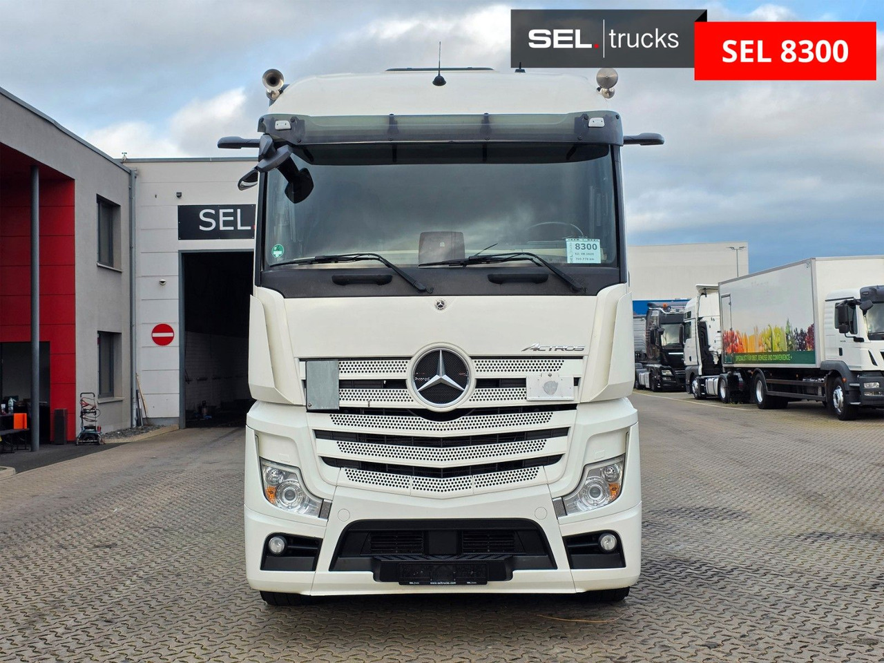 Mercedes-Benz Actros 2545 /Retarder/2 Tanks/Xenon/Liftachse/6D - Транспортер на контејнер/ Камион со променливо тело: слика 2 Mercedes-Benz Actros 2545 /Retarder/2 Tanks/Xenon/Liftachse/6D - Транспортер на контејнер/ Камион со променливо тело: слика 2