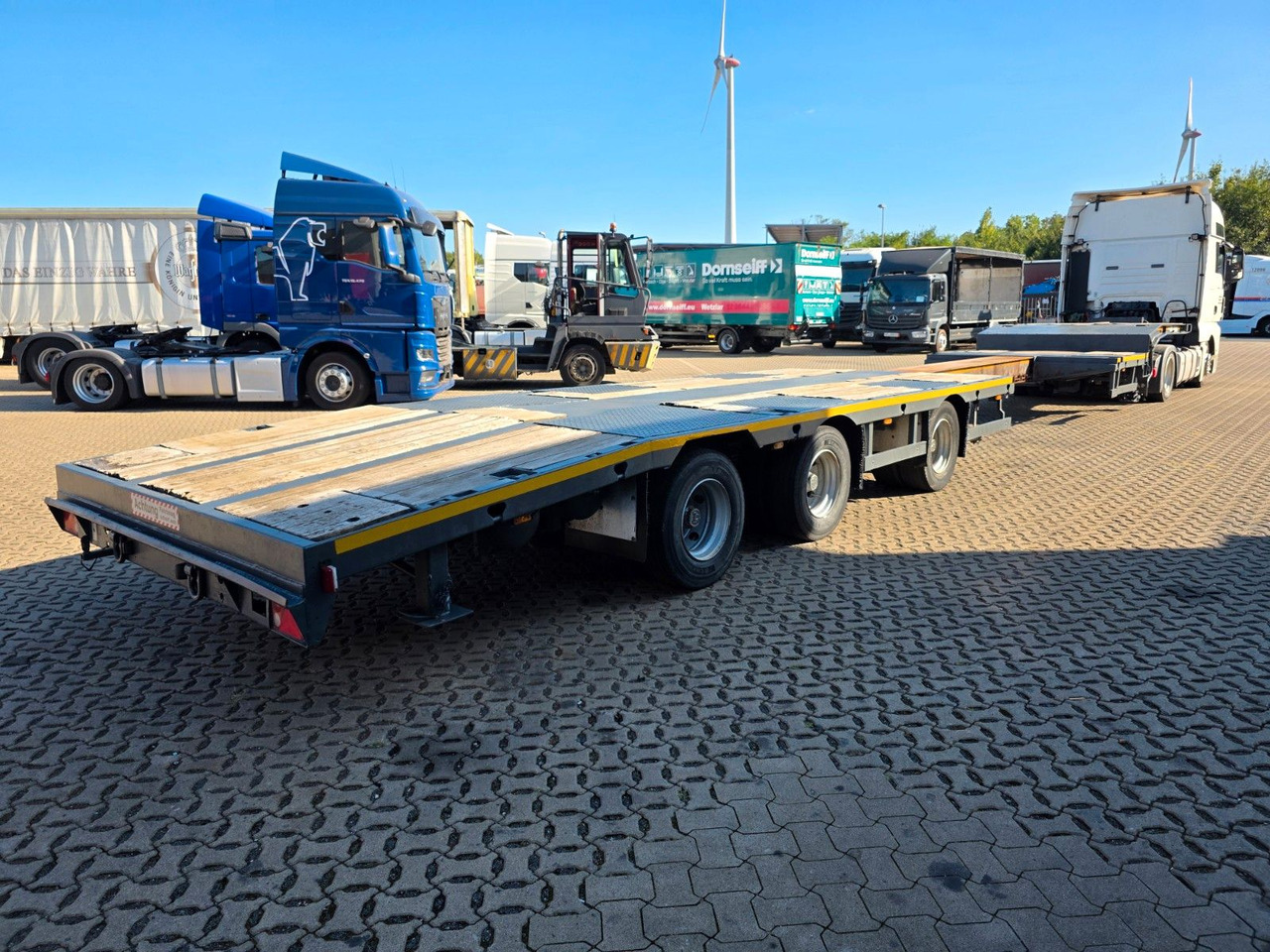 Meusburger MTS-3 / Teleskop / 13.085 - 17.385 mm /Lenkachse - Полуприколка платформа: слика 1 Meusburger MTS-3 / Teleskop / 13.085 - 17.385 mm /Lenkachse - Полуприколка платформа: слика 1