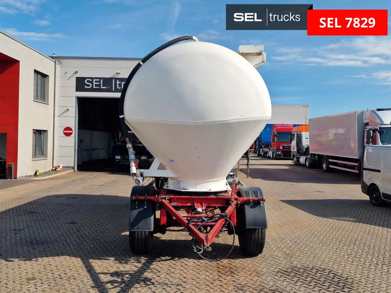 Spitzer SAPI 1833/3M - Приколка цистерна: слика 2 Spitzer SAPI 1833/3M - Приколка цистерна: слика 2