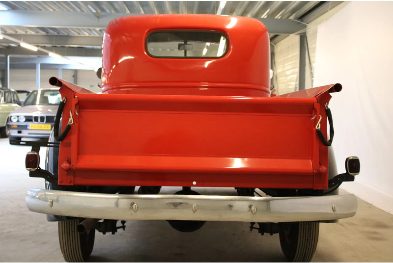 Chevrolet Pick Up Deluxe - Пикап: слика 4 Chevrolet Pick Up Deluxe - Пикап: слика 4