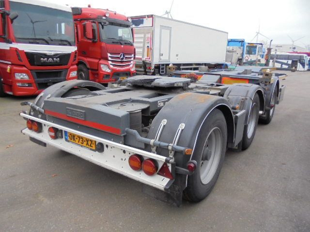 D-Tec CTD-41-03D LZV DOLLY - Транспортер на контејнер/ Полуприколка со променливо тело: слика 4 D-Tec CTD-41-03D LZV DOLLY - Транспортер на контејнер/ Полуприколка со променливо тело: слика 4