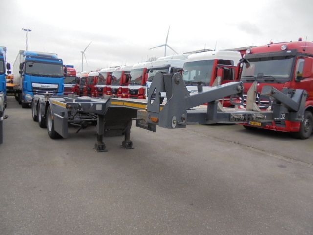 D-Tec CTD-41-03D LZV DOLLY - Транспортер на контејнер/ Полуприколка со променливо тело: слика 2 D-Tec CTD-41-03D LZV DOLLY - Транспортер на контејнер/ Полуприколка со променливо тело: слика 2